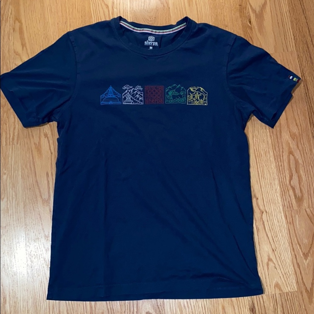 Sherpa T-shirt